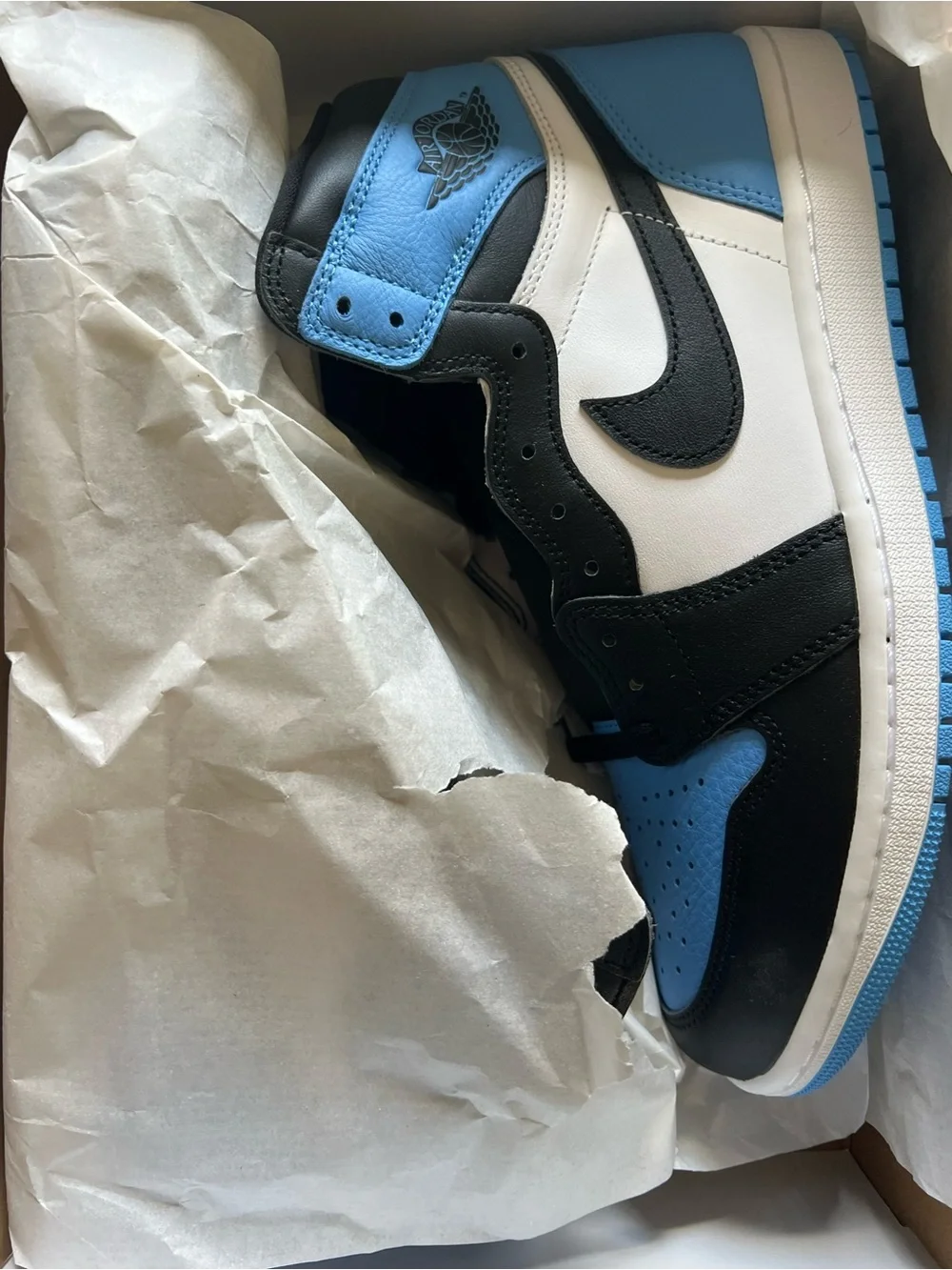 Jordan Air 1 High UNC RETRO— White / Black / University Blue